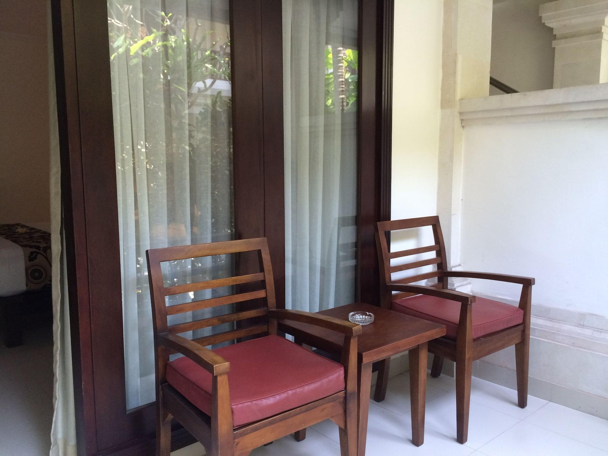 Puri Raja Hotel Legian Zewnętrze zdjęcie