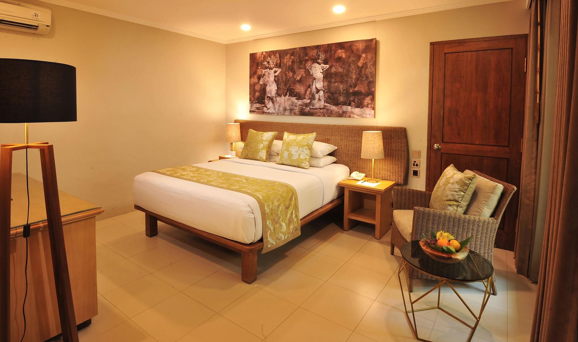 Puri Raja Hotel Legian Zewnętrze zdjęcie