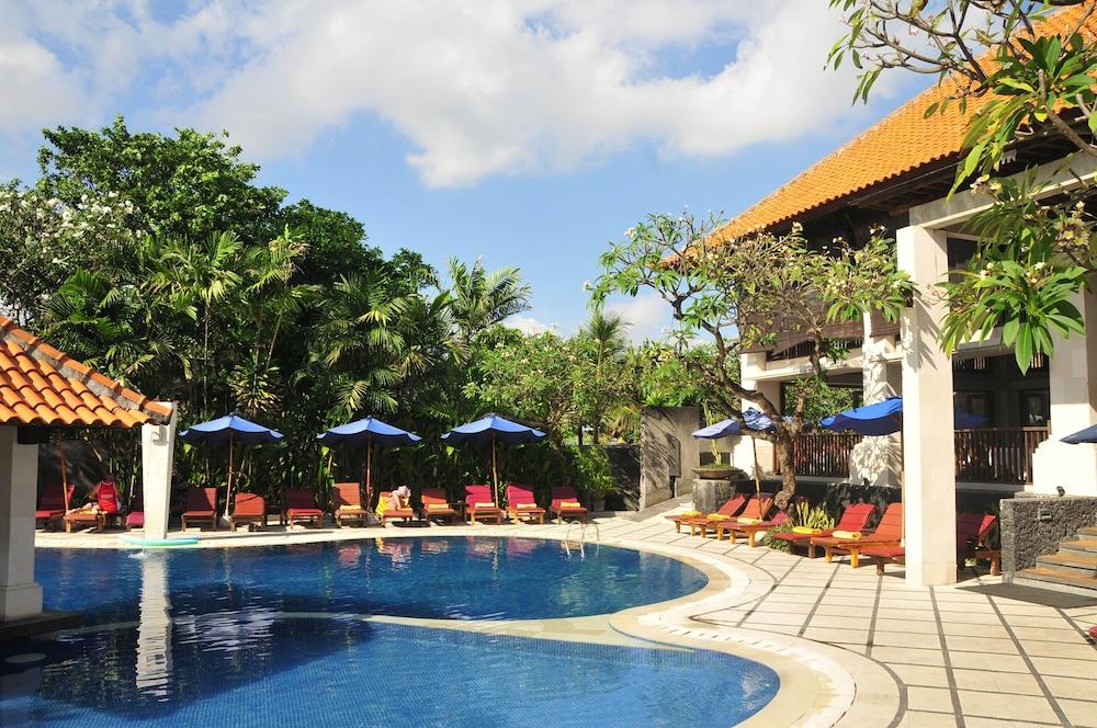 Puri Raja Hotel Legian Zewnętrze zdjęcie