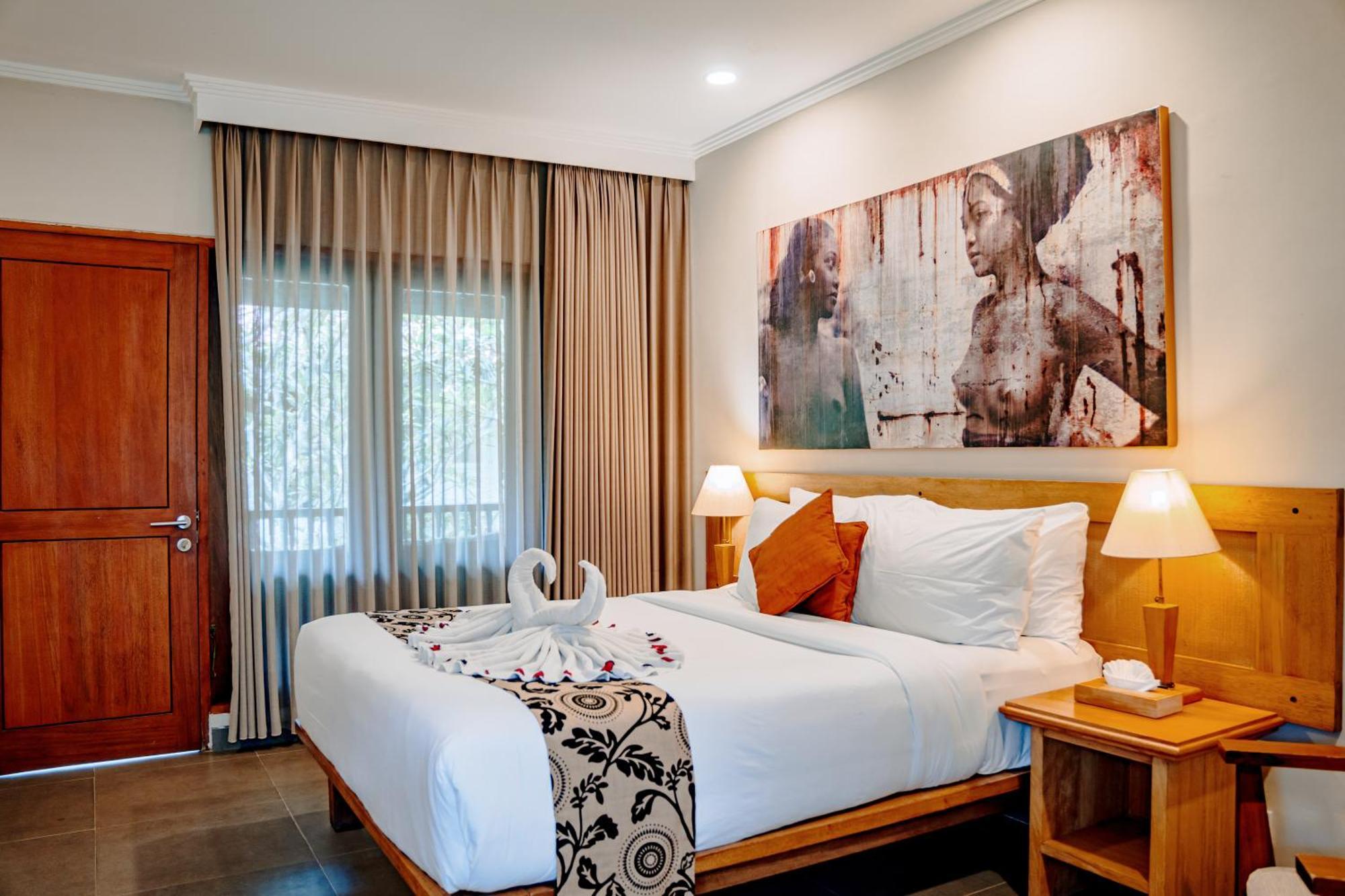 Puri Raja Hotel Legian Zewnętrze zdjęcie