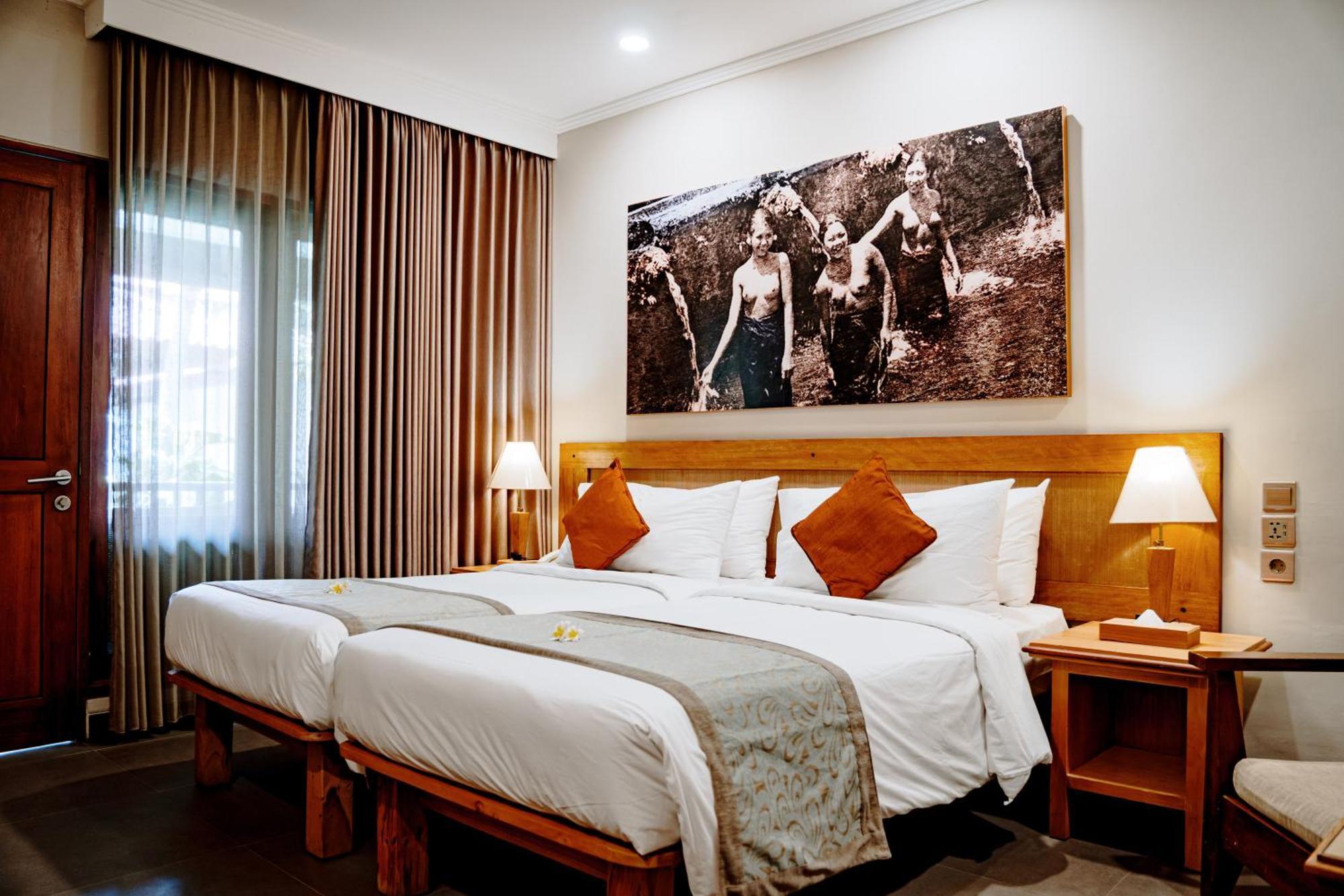 Puri Raja Hotel Legian Zewnętrze zdjęcie