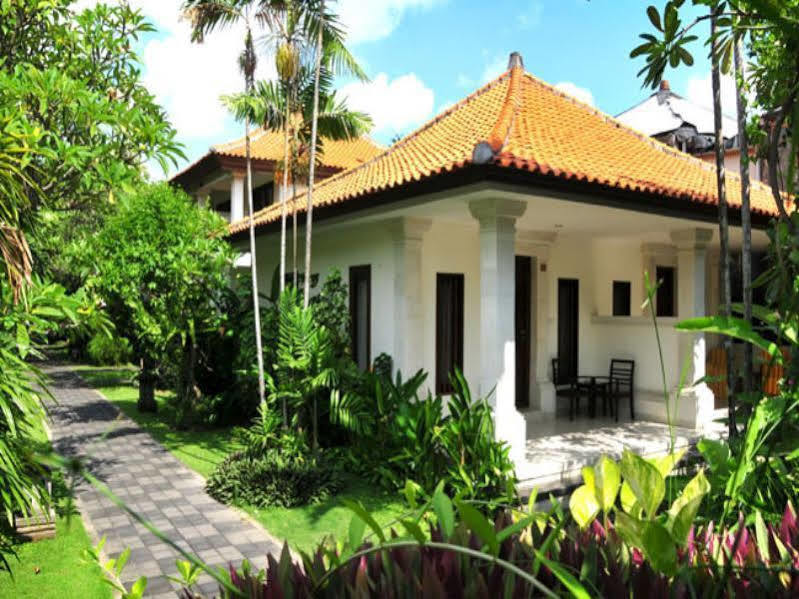 Puri Raja Hotel Legian Zewnętrze zdjęcie